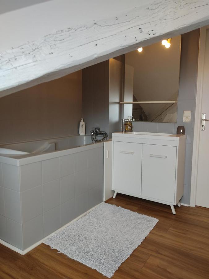 Appartement Grand T2 Très Calme