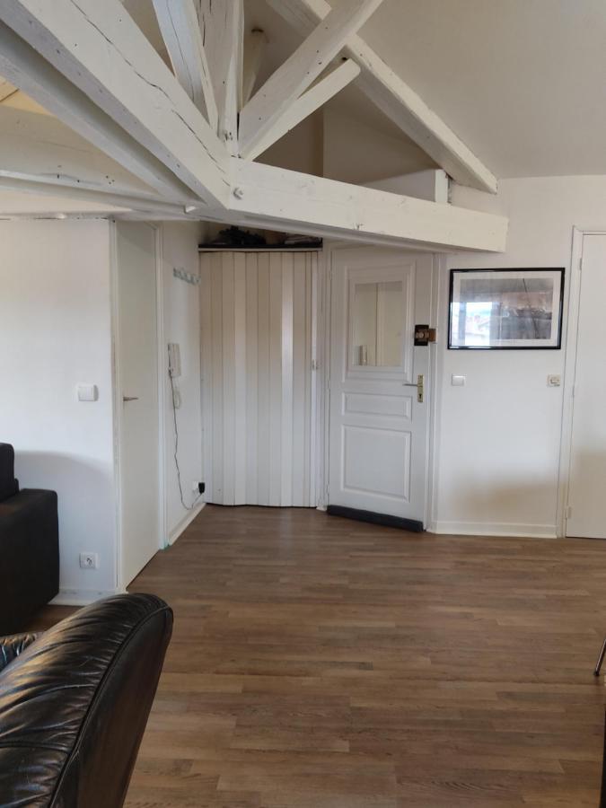 Grand T2 Très Calme Appartement